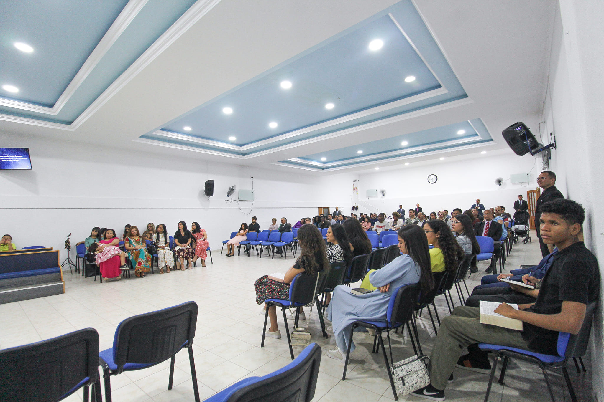 Worship & Praise Service